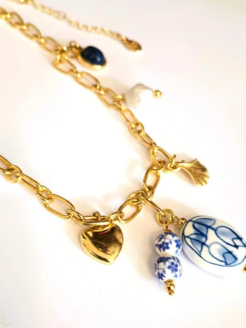 Willow Porcelain Gold Tone Necklace 19